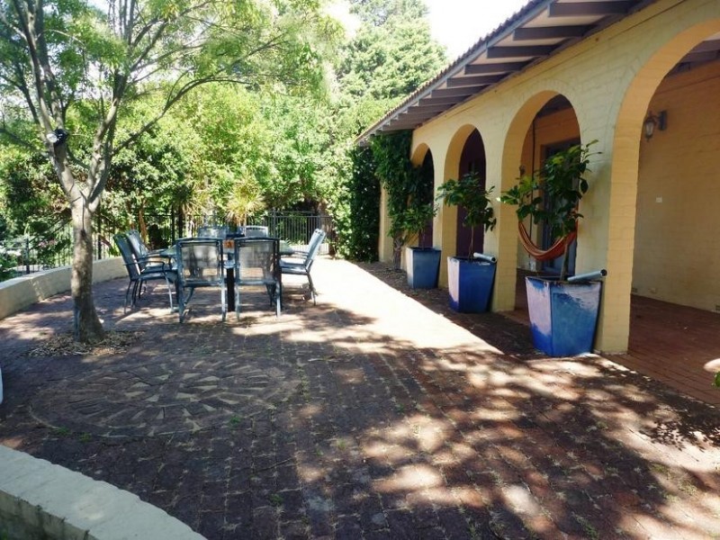 4 Linthorn Crescent, Greenmount WA 6056