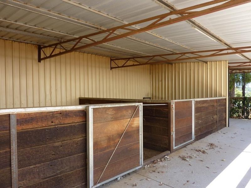 82 Country Road, Gidgegannup WA 6083