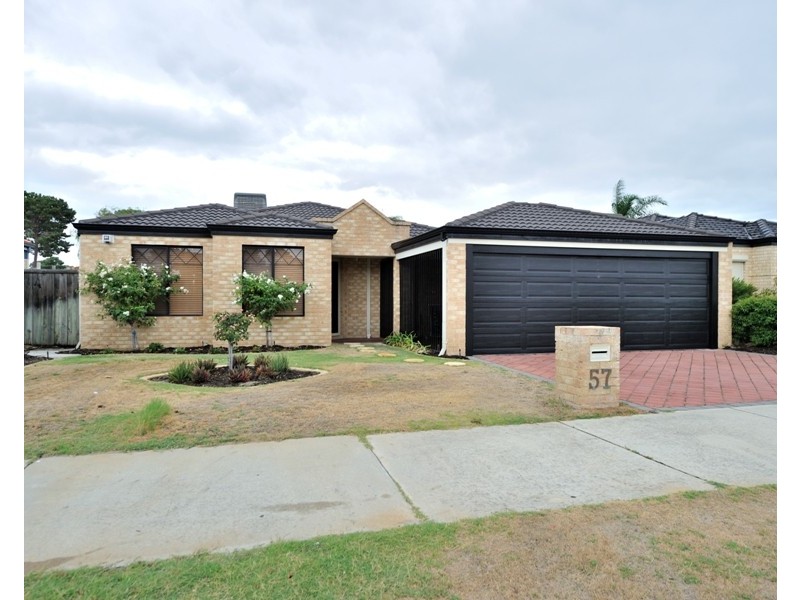 57 San Lorenzo Boulevard, Ellenbrook WA 6069