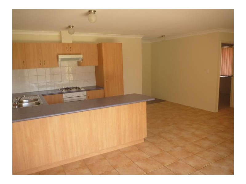 15B Charles East Street, Midland WA 6056