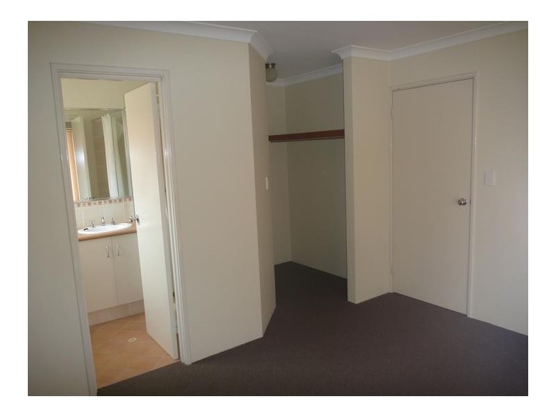 15B Charles East Street, Midland WA 6056