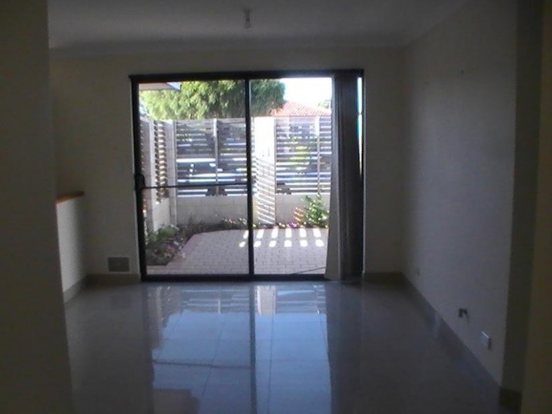1/3 Warde Street, Midland WA 6056