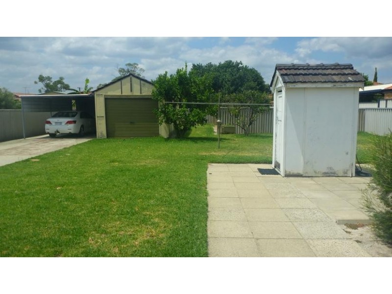 24 Ferguson Street, Midvale WA 6056