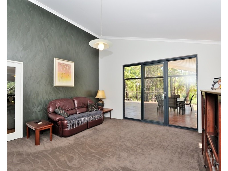 237 Karrak Court, Gidgegannup WA 6083