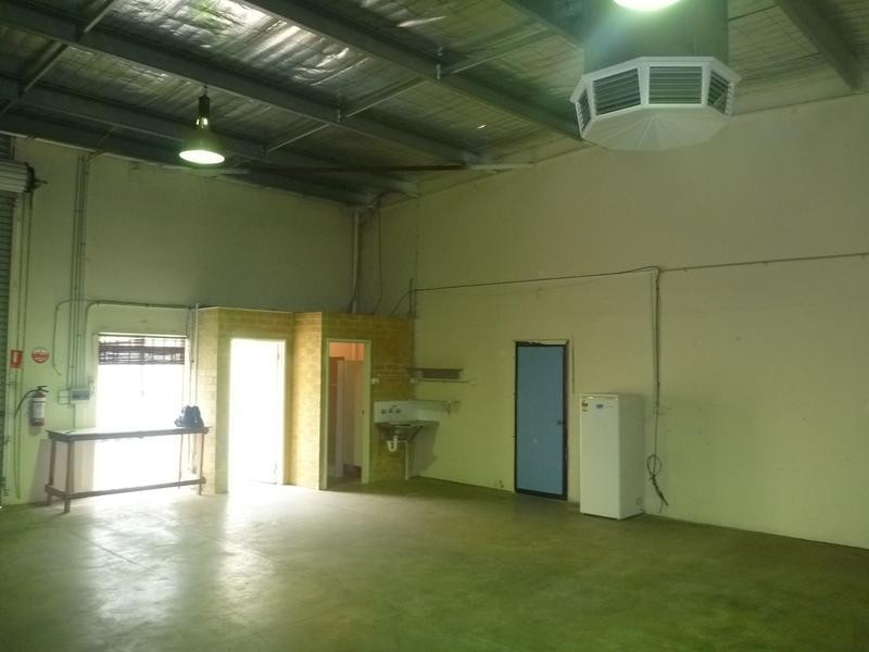 8/7 Vale Street, Malaga WA 6090