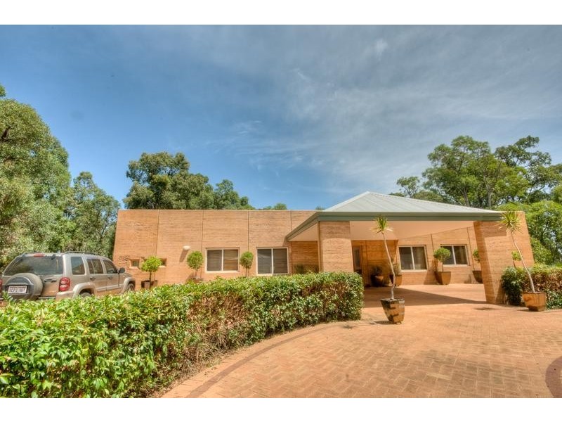 117 Reen Road, Gidgegannup WA 6083