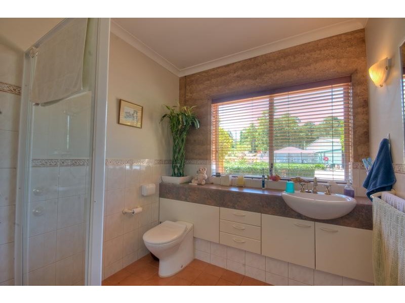 117 Reen Road, Gidgegannup WA 6083