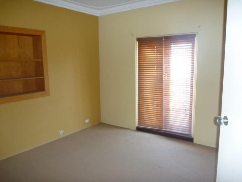 5,6&7/16 The Avenue, Midland WA 6056