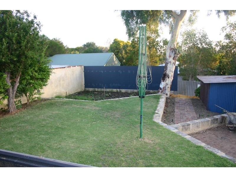 5 Albert Street, Bellevue WA 6056