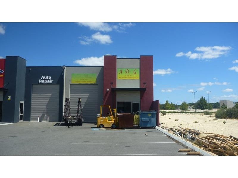 4/11 Comserv Loop, Ellenbrook WA 6069