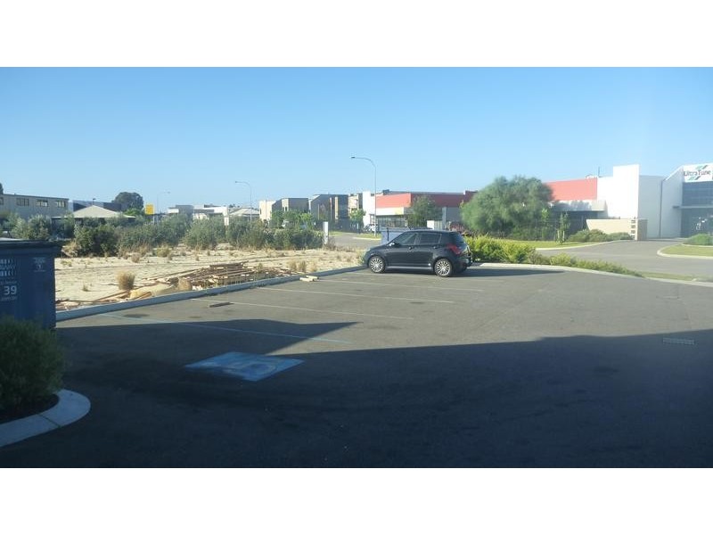 4/11 Comserv Loop, Ellenbrook WA 6069