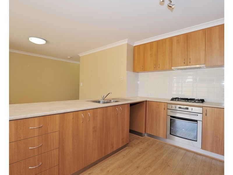 2/6 Margaret Street, Midland WA 6056