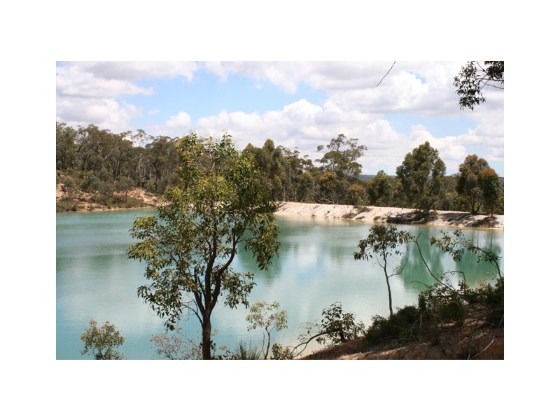 380 Clenton Road, Gidgegannup WA 6083