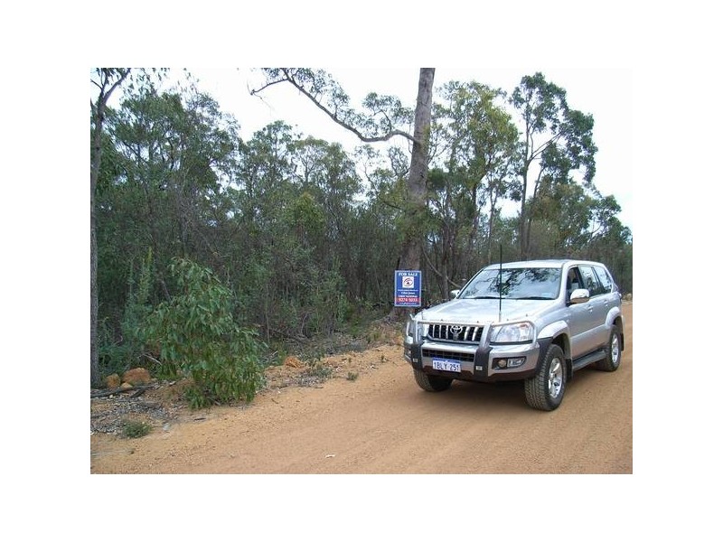 2 Clenton Road, Gidgegannup WA 6083