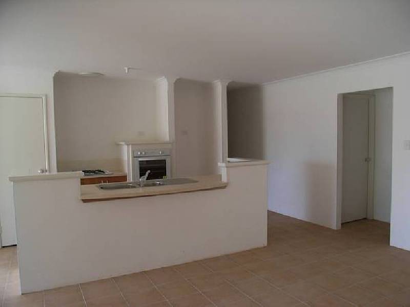 13 Azalea Gardens, Forrestfield WA 6058