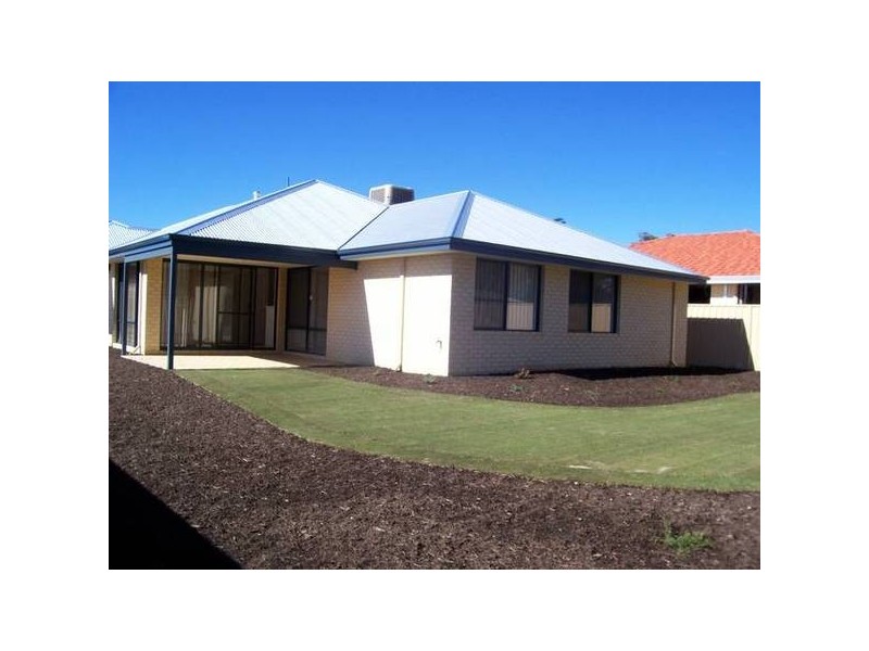 13 Azalea Gardens, Forrestfield WA 6058