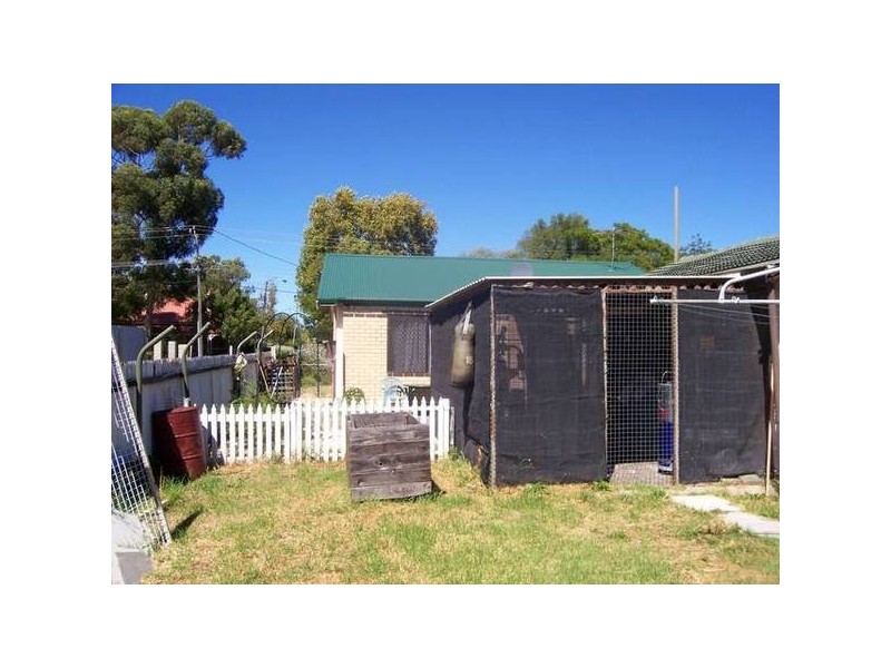 Clayton Street, Bellevue WA 6056