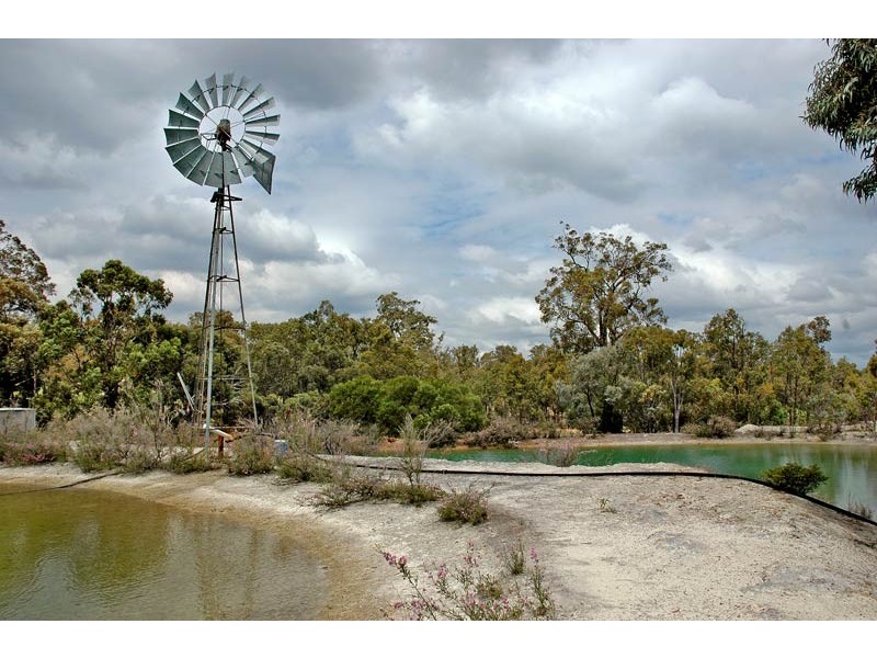 625 Clenton Road, Gidgegannup WA 6083