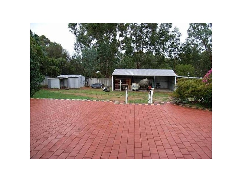 Great Eastern Highway, Mundaring WA 6073