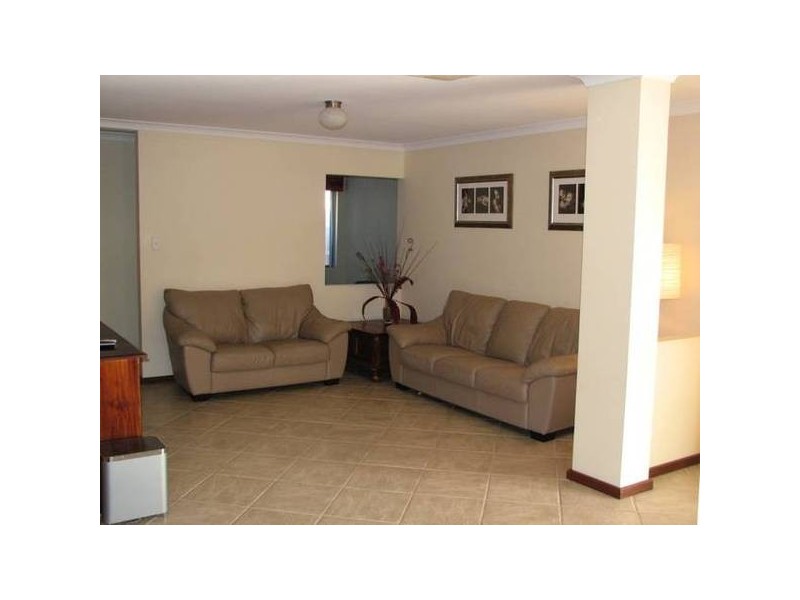 73 Coolamon Blvd, Ellenbrook WA 6069