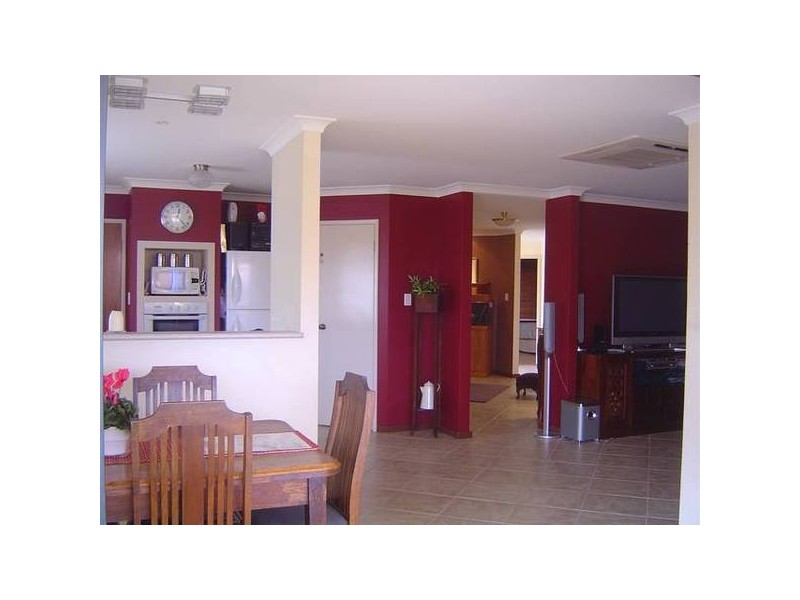 73 Coolamon Blvd, Ellenbrook WA 6069