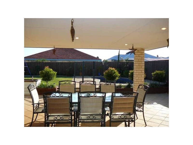 73 Coolamon Blvd, Ellenbrook WA 6069