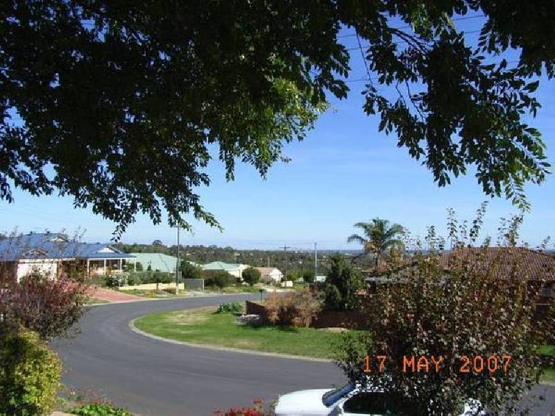 Pagnell Way, Swan View WA 6056