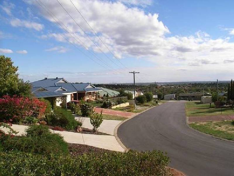 Pagnell Way, Swan View WA 6056