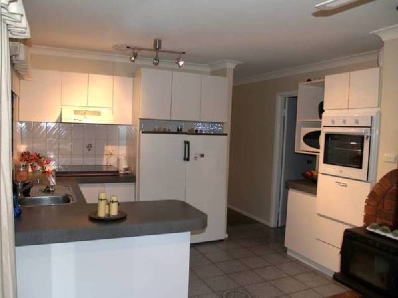 17 Moir Place, Midvale WA 6056