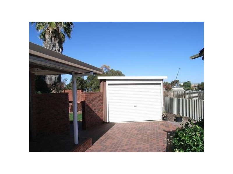17 Moir Place, Midvale WA 6056