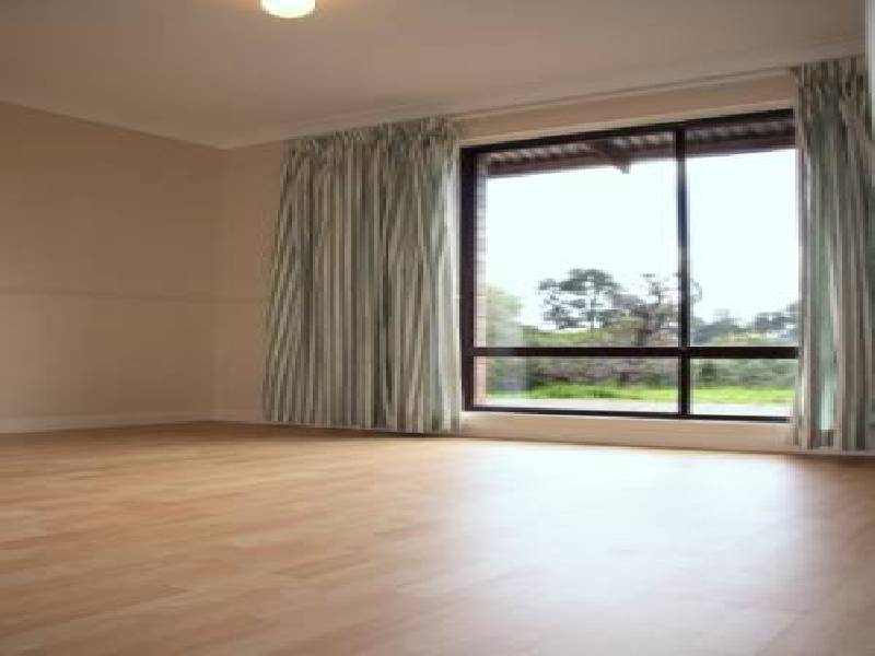 Thornbury Close, Mundaring WA 6073