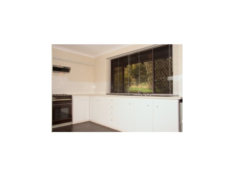 Thornbury Close, Mundaring WA 6073