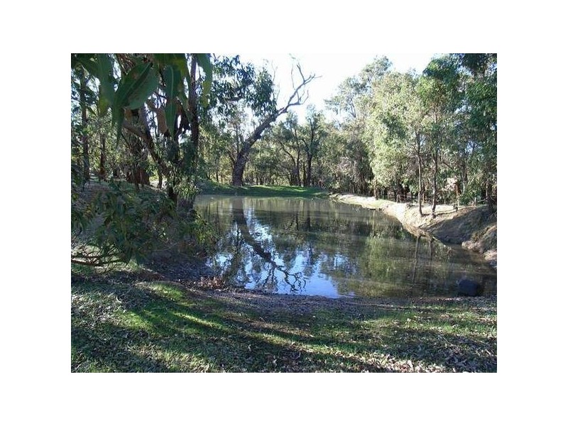 400 Dinsdale Road, Gidgegannup WA 6083