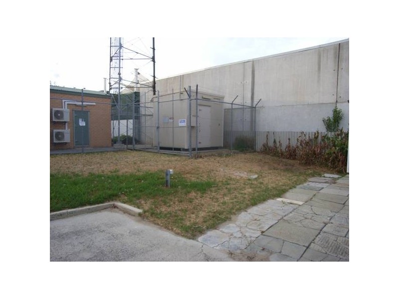 Lefroy Avenue, Midland WA 6056