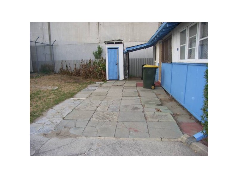 Lefroy Avenue, Midland WA 6056