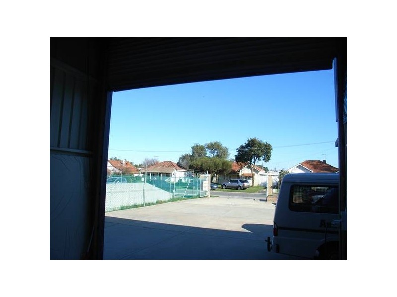 12 Lefroy Avenue, Midland WA 6056