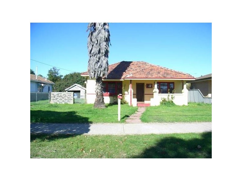 5 Poynton Avenue, Midland WA 6056