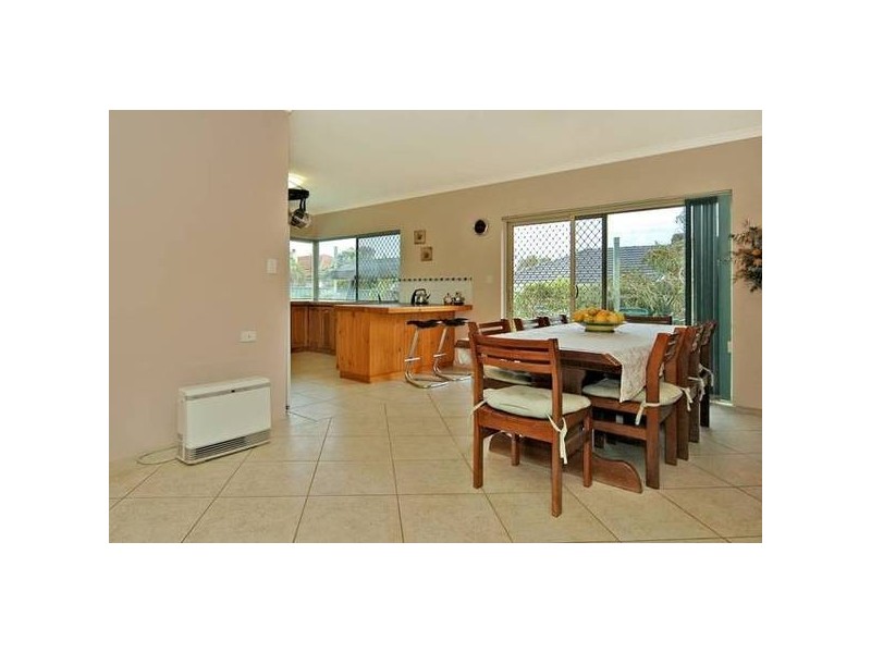 15 Fawell Street, Midland WA 6056