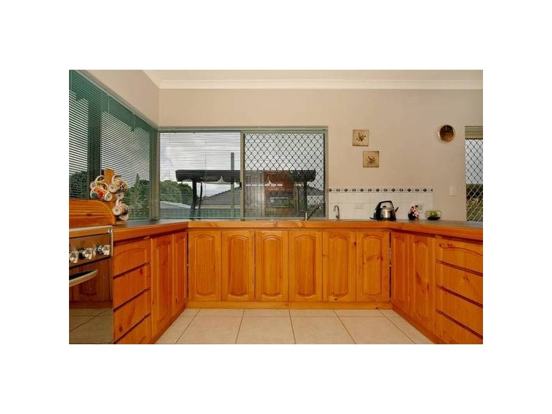 15 Fawell Street, Midland WA 6056