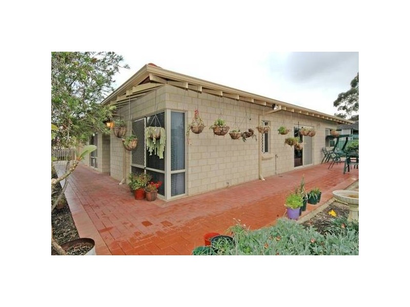 15 Fawell Street, Midland WA 6056