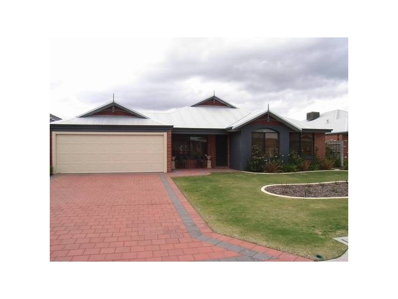 18 Alderley Close, Ellenbrook WA 6069