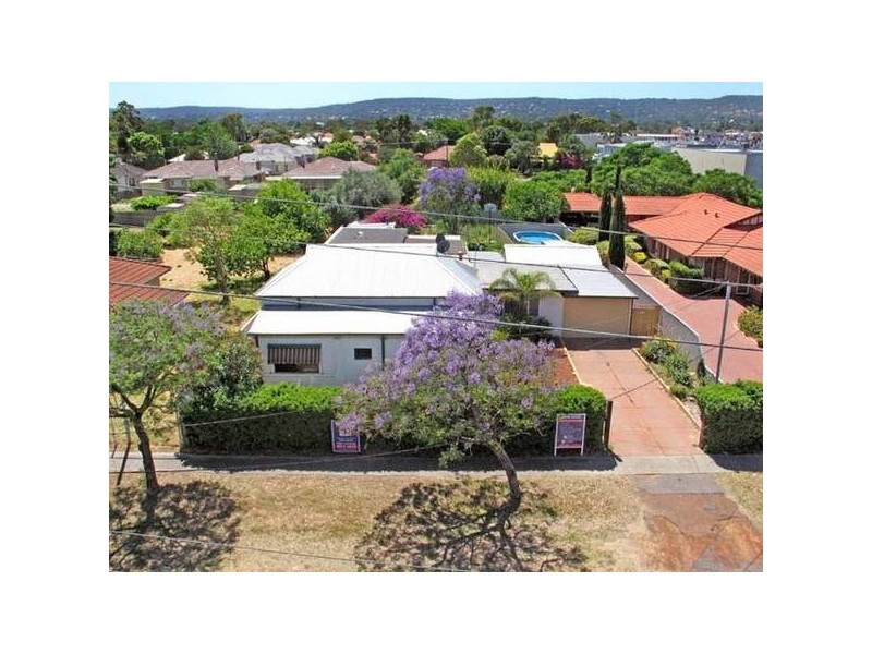 16 Loton Avenue, Midland WA 6056