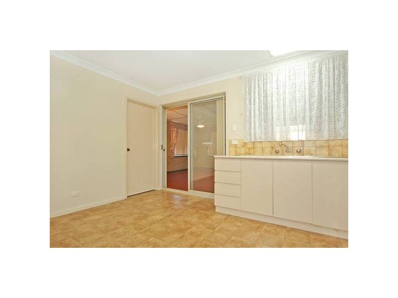 16 Loton Avenue, Midland WA 6056