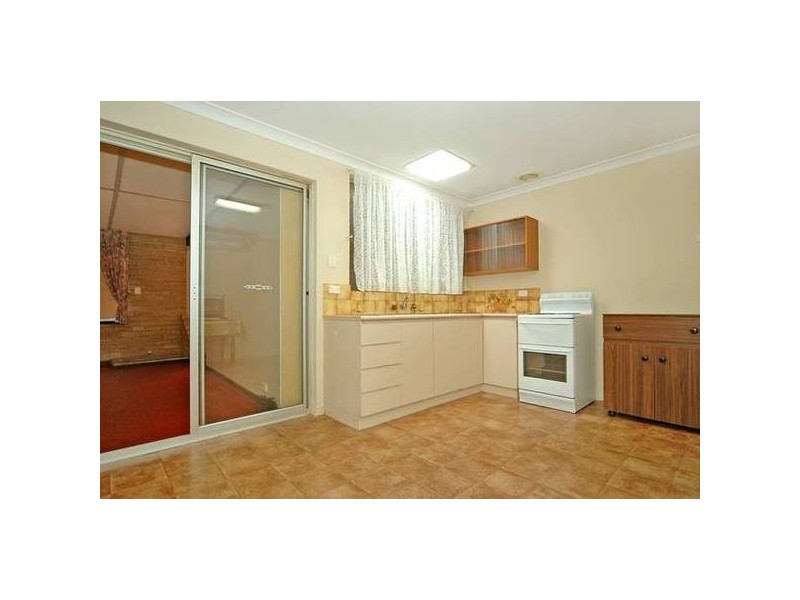 16 Loton Avenue, Midland WA 6056