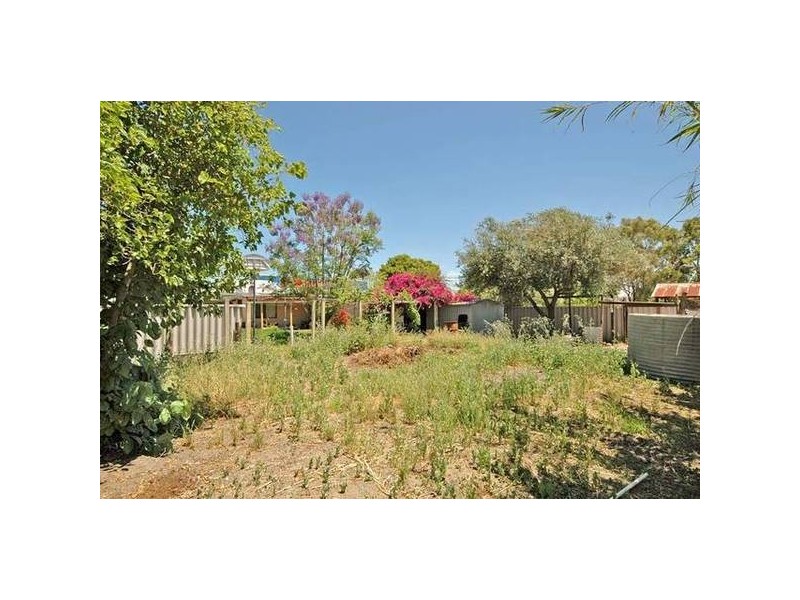 16 Loton Avenue, Midland WA 6056
