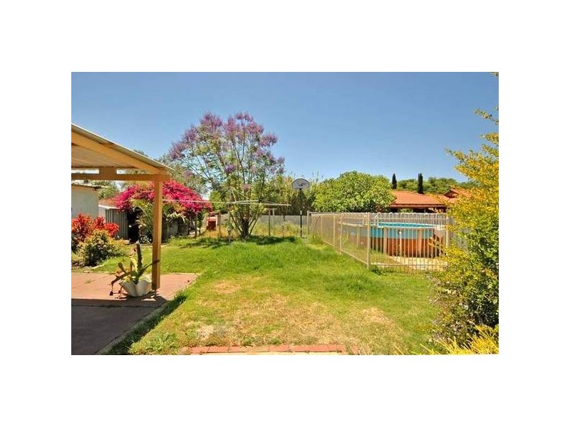 16 Loton Avenue, Midland WA 6056