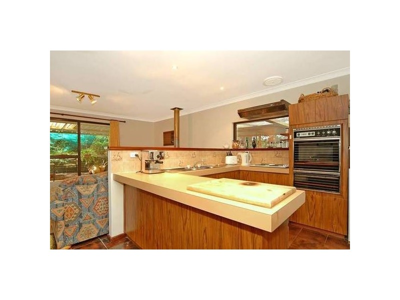 4 Leschen Way, Darlington WA 6070