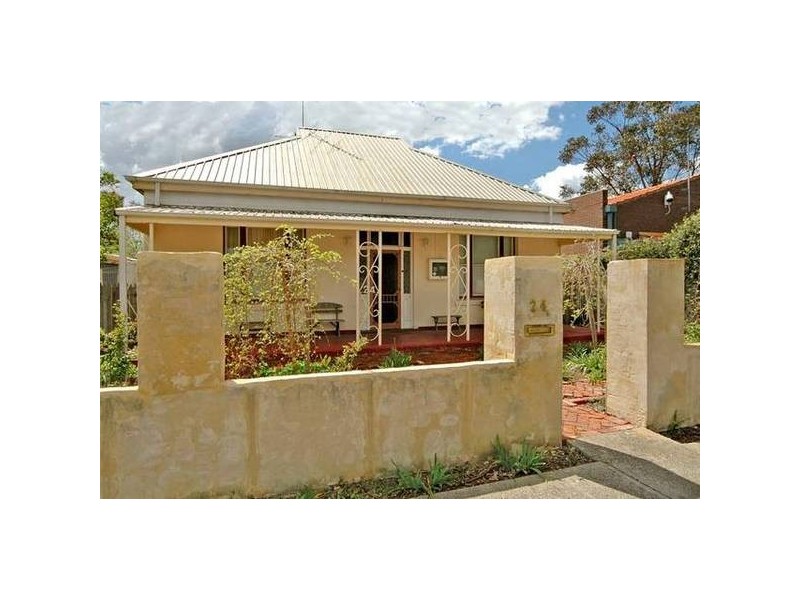 24 Blackburn Street, Bellevue WA 6056