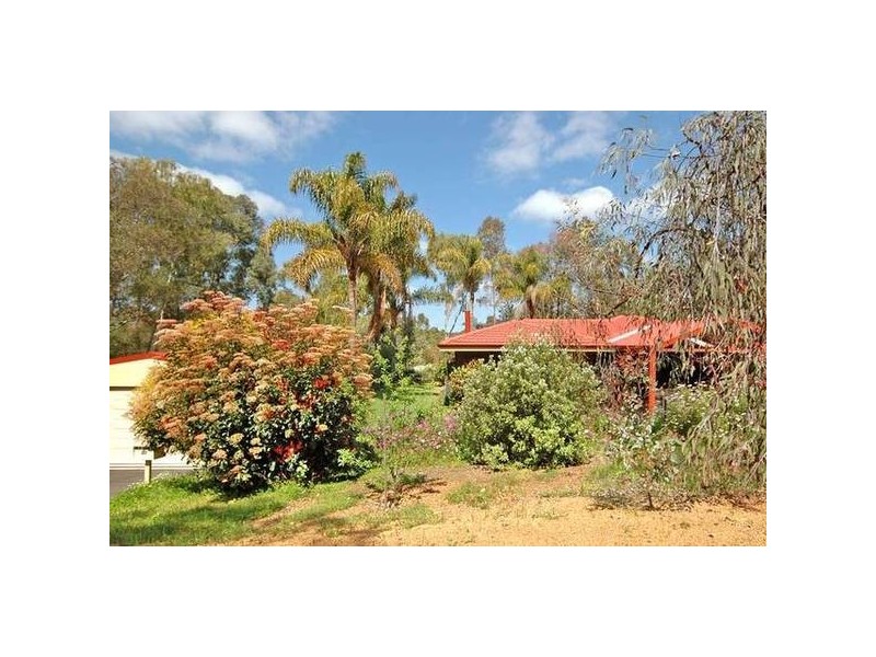 3370 Stoneville Road, Stoneville WA 6081