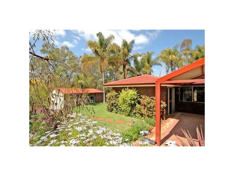 3370 Stoneville Road, Stoneville WA 6081